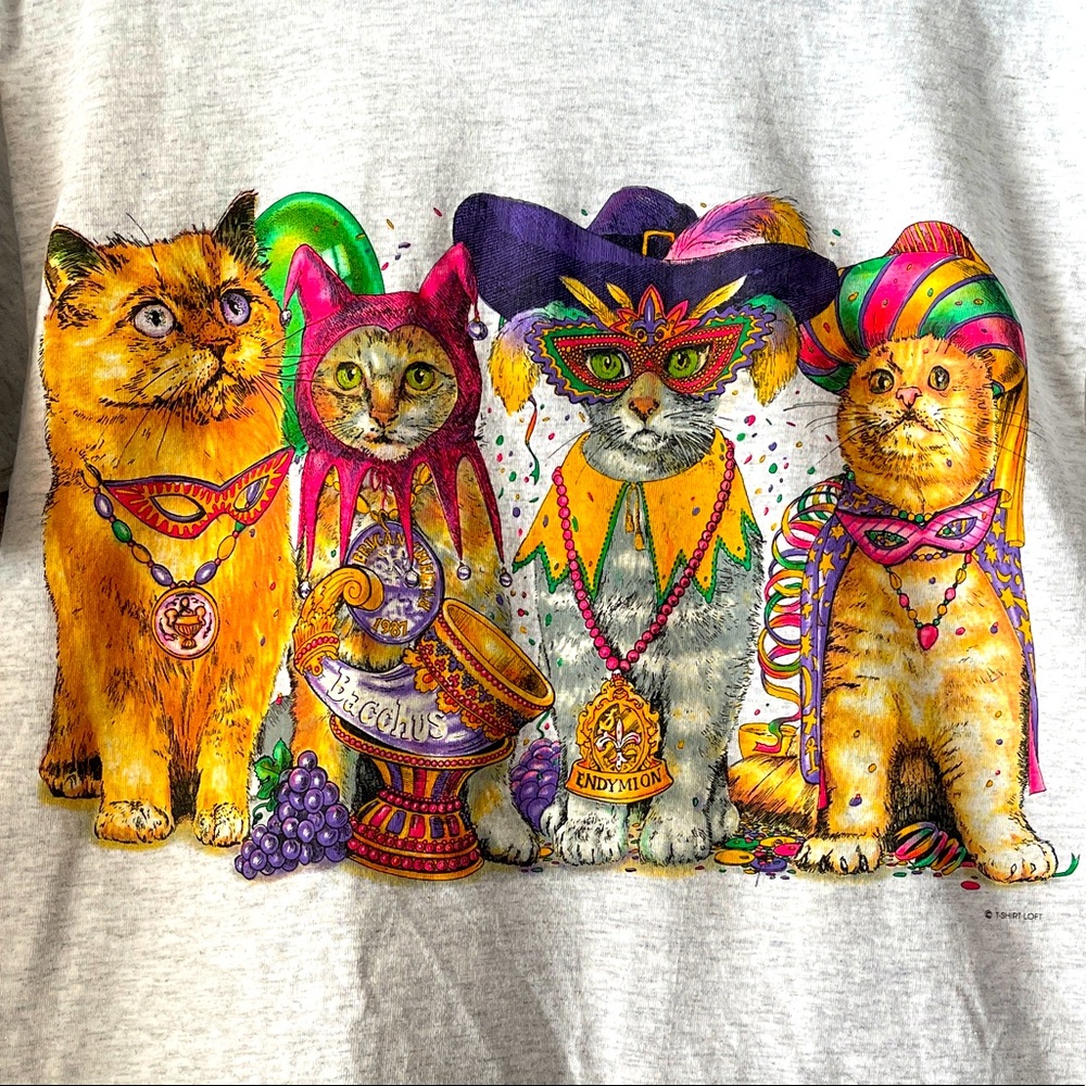 📦 Ships Free! Amazing Vtg Mardi Gras Cat Tshirt